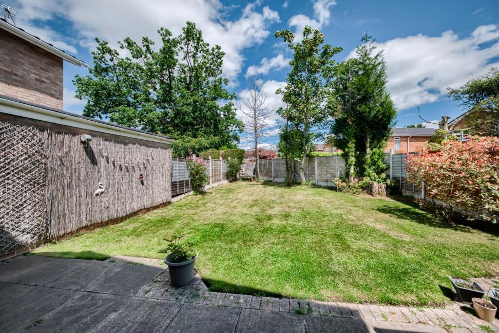 House in Solihull, West Midlands - View 3