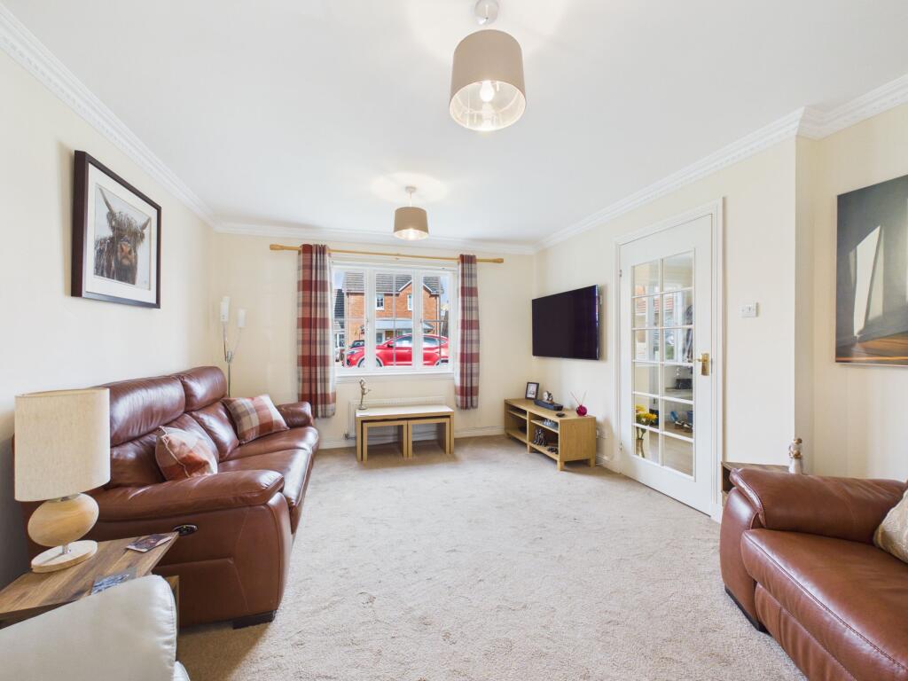 House in Blantyre, High Earnock, West Craigs - View 3