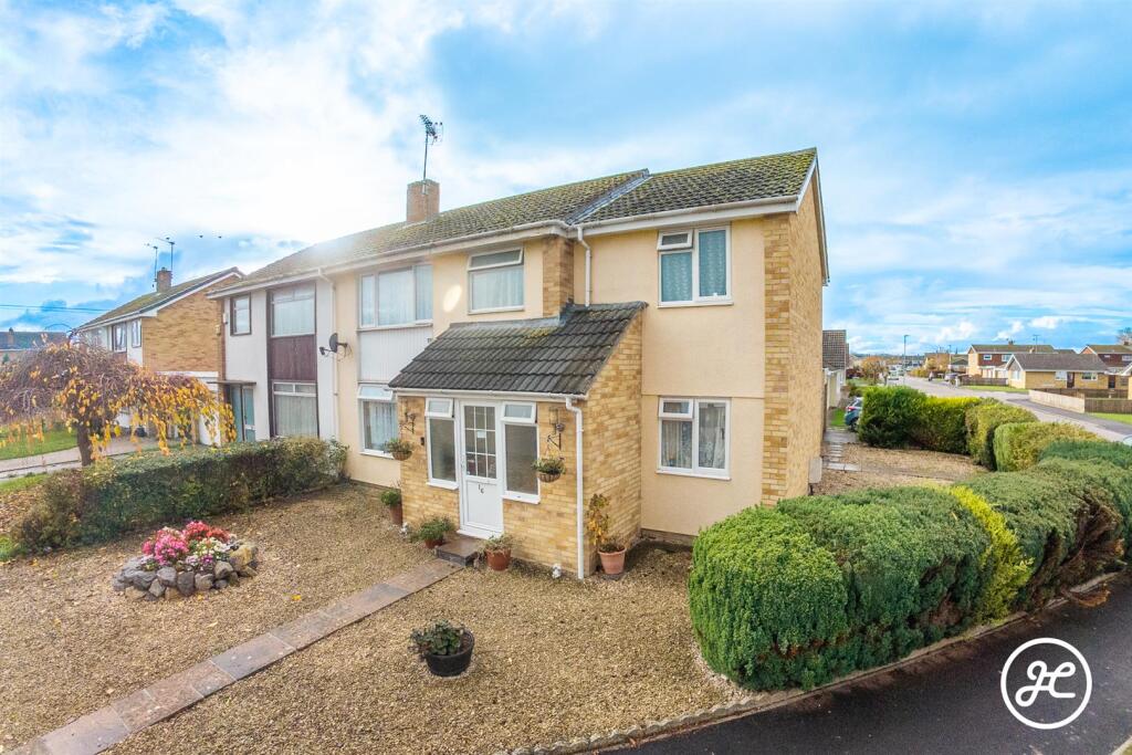 4-bed semi-detached on Alderney Road, Bridgwater, £280,000
