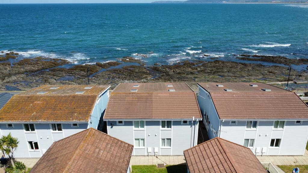 3-bed semi-detached on Seafront, Golden Bay Holiday Village, Westward Ho!, £217,500