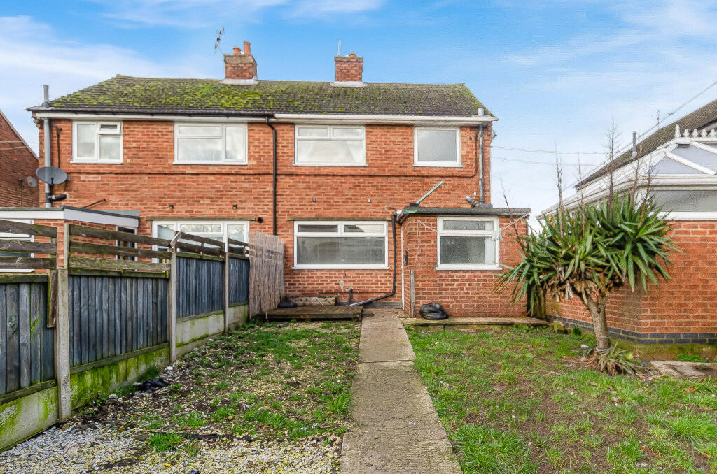 Cemetery Road, Danesmoor, Chesterfield, S45 photo 2