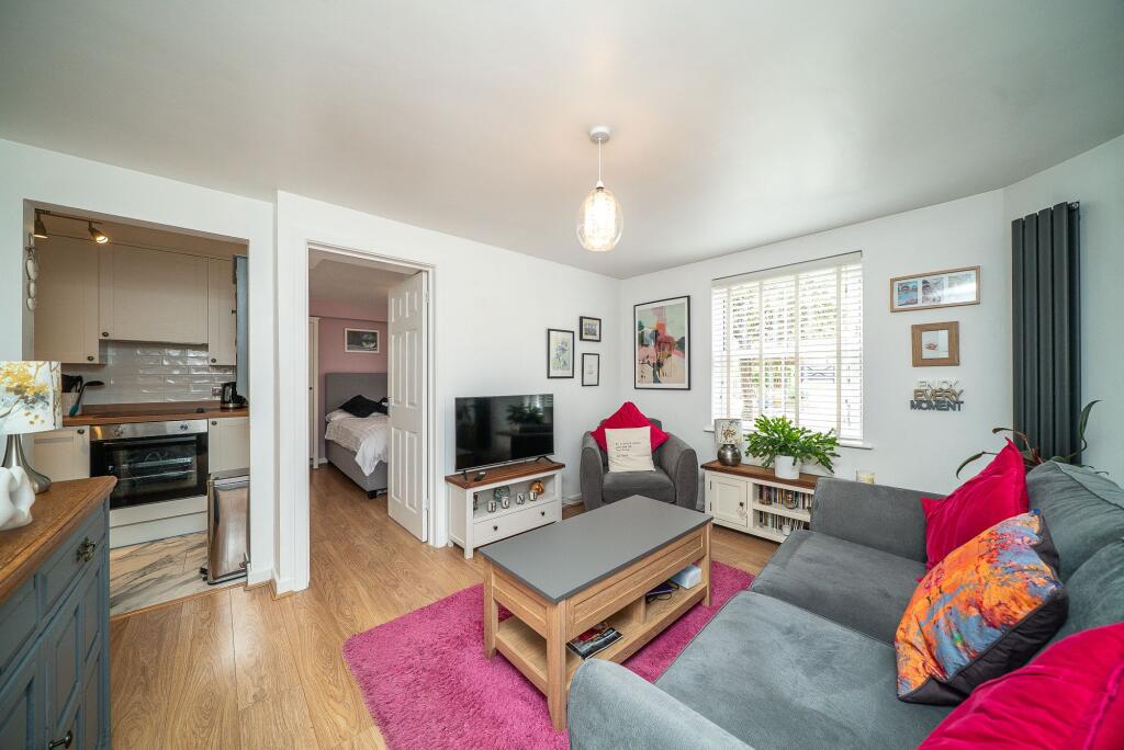 Additional image 6 of High Street, Markyate, AL3