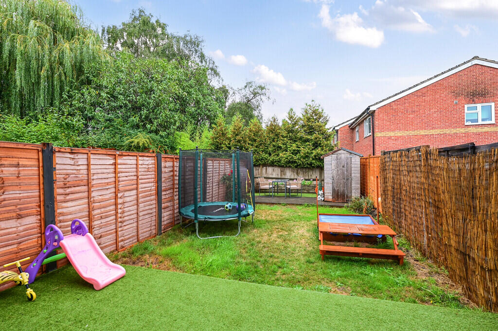 House in Sandhurst - View 5