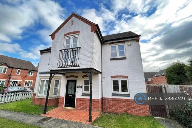 Main image of property: Hillview, Stratford Upon Avon, CV37
