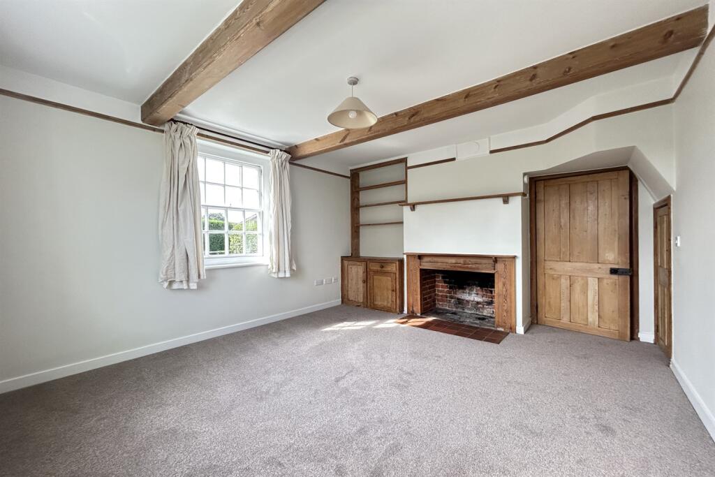 House in Basingstoke and Deane, Silchester - View 3