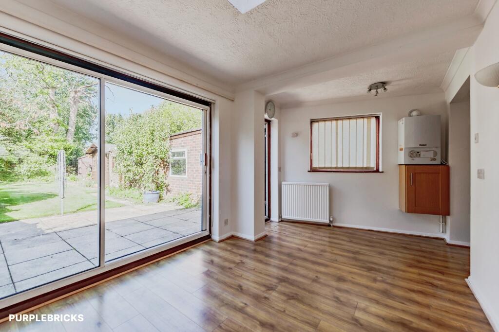 House in Redhill - More