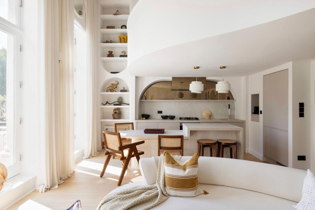 Main image of property: Earl's Court Square, Earl's Court, SW5