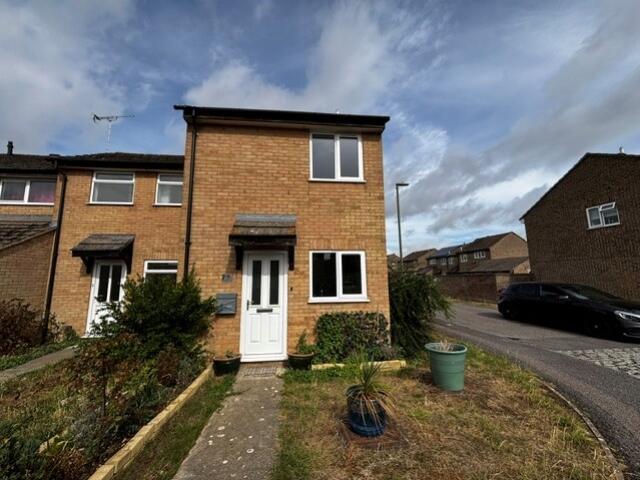 Main image of property: Mayfield Close, Carterton, Oxfordshire, OX18