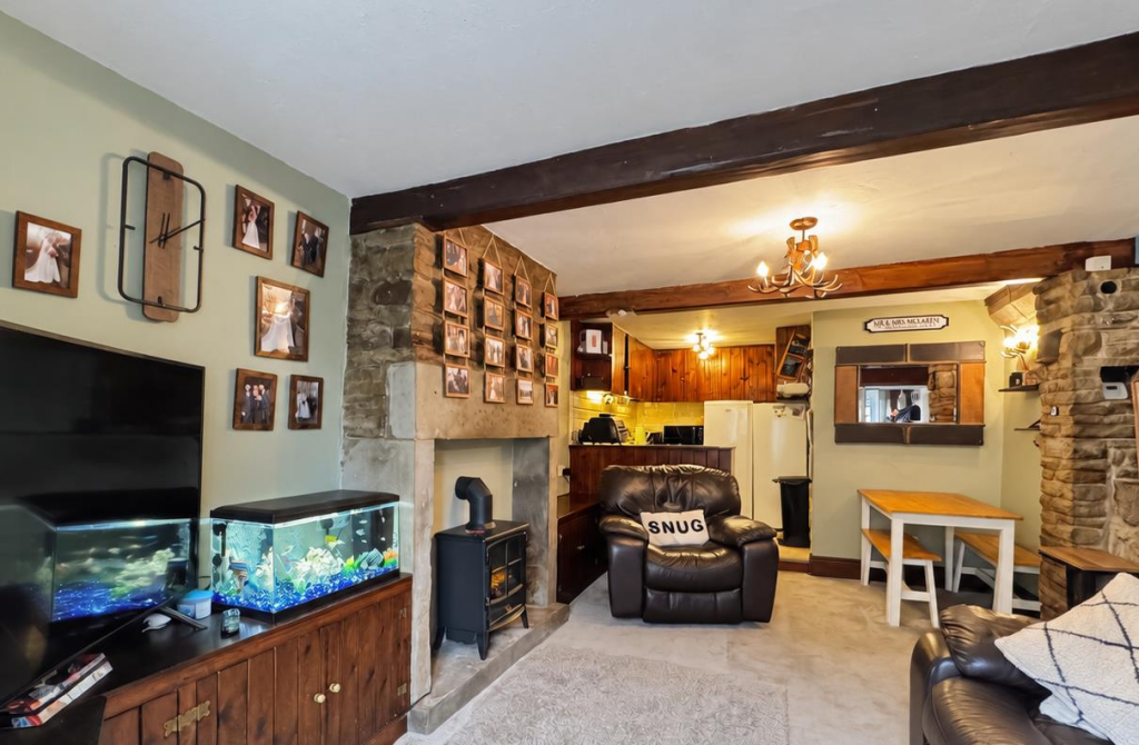 House in Kirklees, Booth House, Holme Valley - More