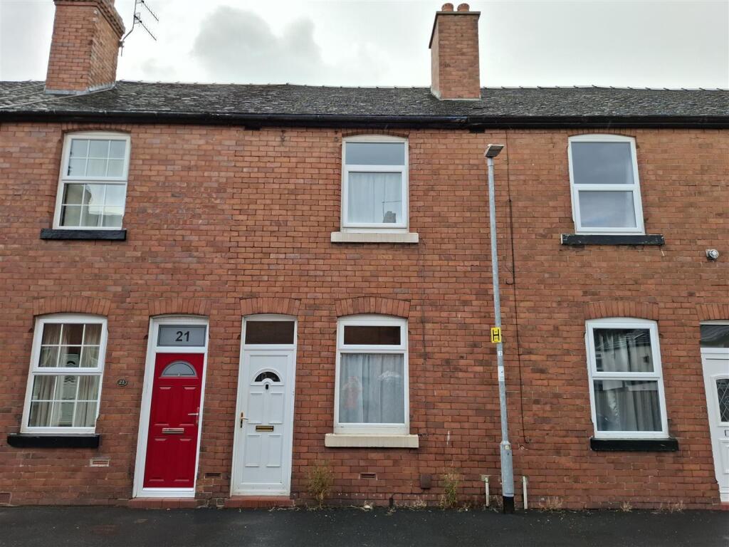 Main image of property: Gaunt Street, Leek