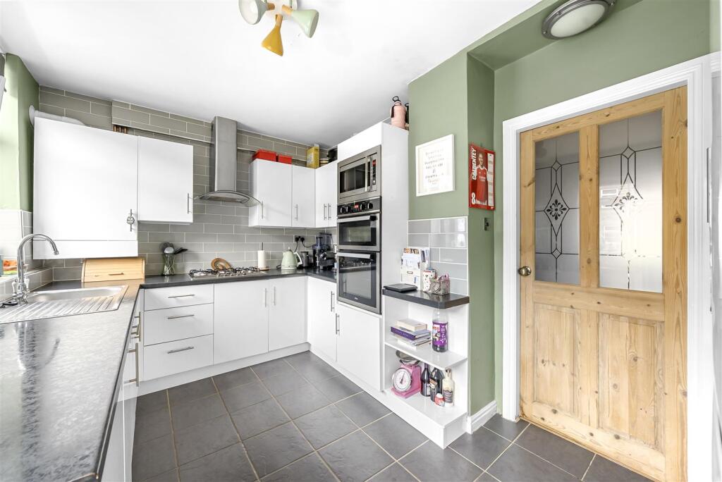 House in Leeds - View 4