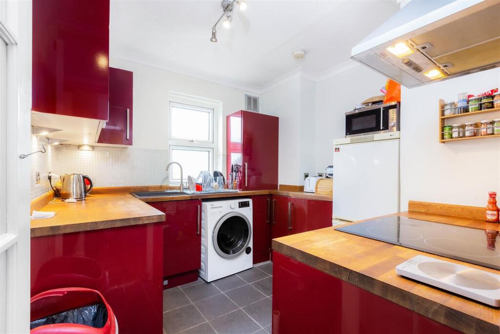 Main image of property: Chertsey Court, Mortlake, SW14