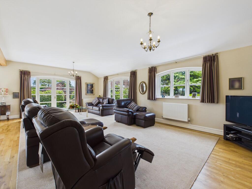 House in Guilden Sutton - View 3