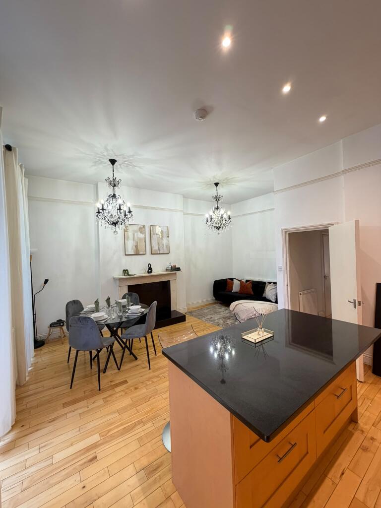Apartment in London - More