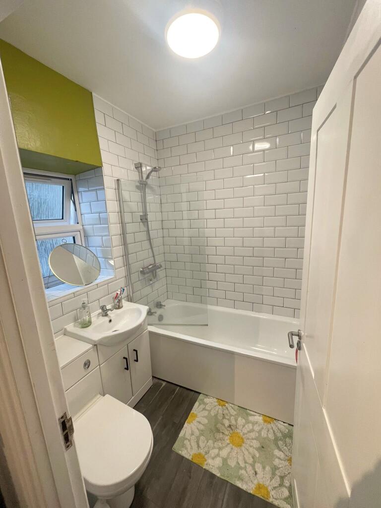 Apartment in Bristol - More