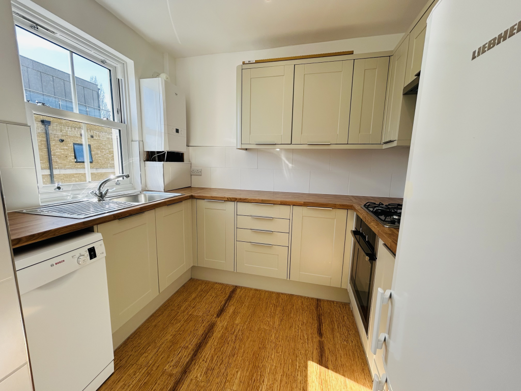 Main image of property: Heritage Court, Gravesend, DA11