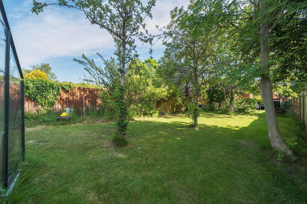 Hardwick Avenue, Chepstow, NP16 5DJ photo 2