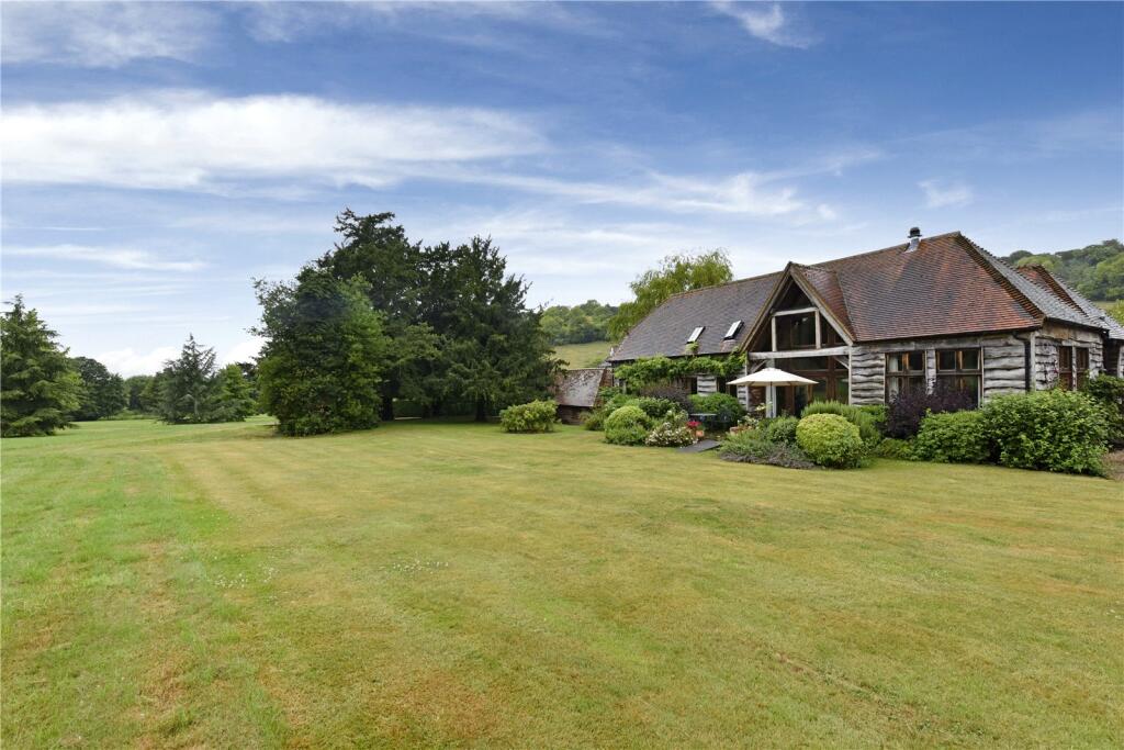 Main image of property: Bottom Lane, Checkendon, Reading, RG8
