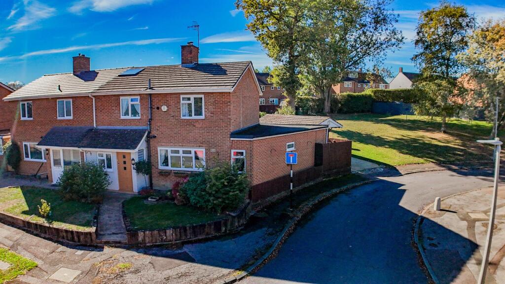 Main image of property: Crofts Path, Hemel Hempstead, HP3