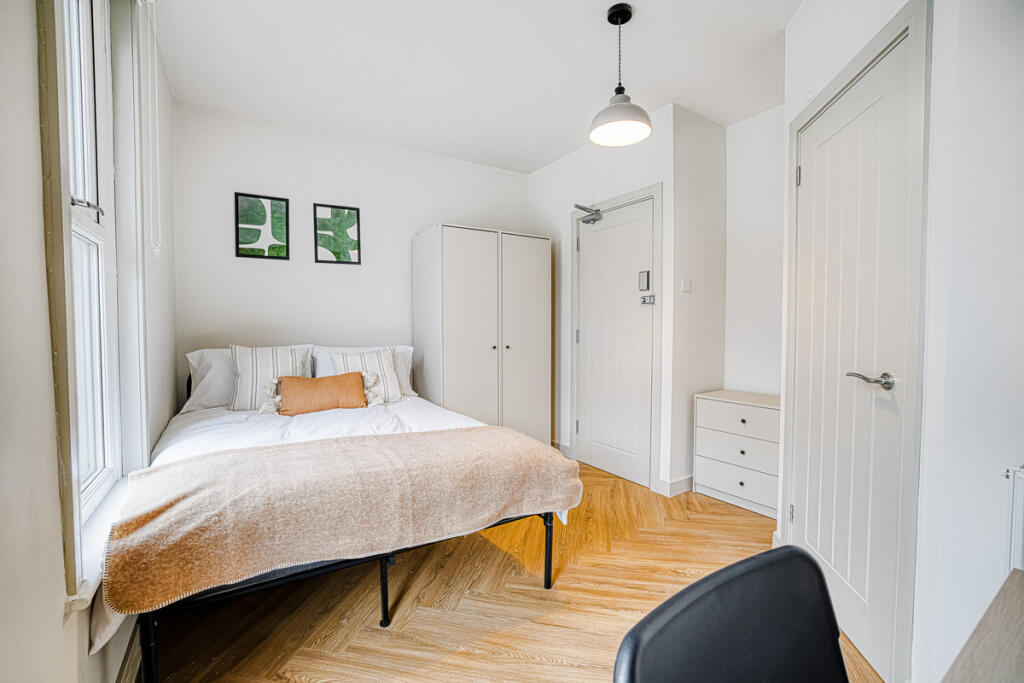 Main image of property: Priestfield Road, Gillingham, ME7