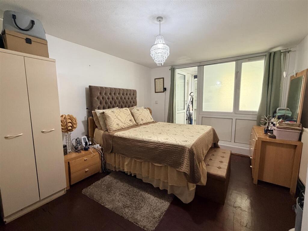 Apartment in London - View 3