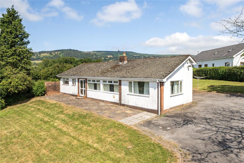 Henllys, Cwmbran, Torfaen, NP44