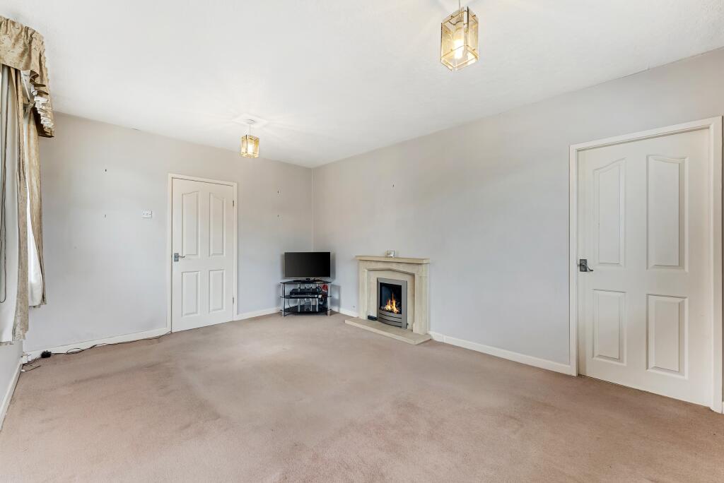 House in Bolton - View 4