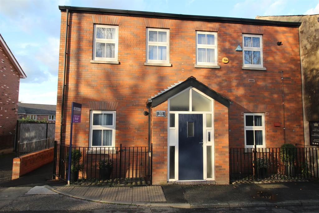 Main image of property: Ford Lane, Northenden, Manchester, M22 4WE