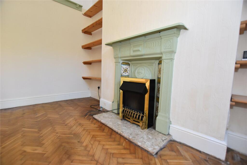 House in Wirral, Liverpool City Region - View 5