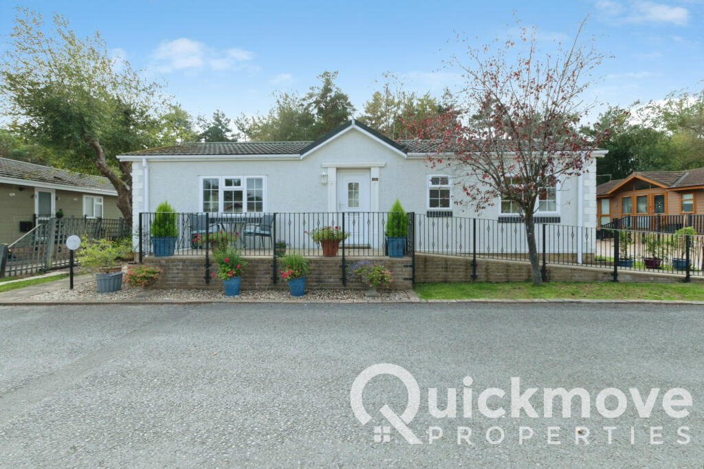 2-bed caravan on Christchurch, Dorset, BH23, £165,000
