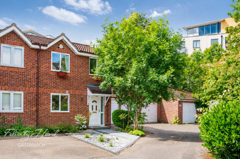 Main image of property: Crosslet Vale, Greenwich, SE10