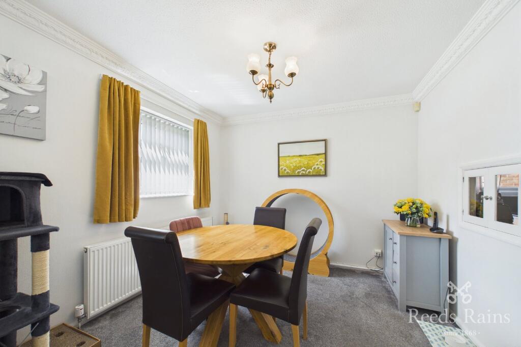 House in Rotherham, Bramley - View 3