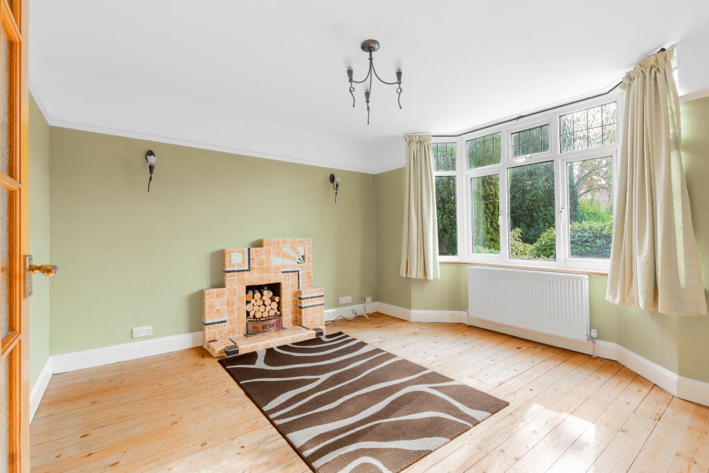 House in Cambridge, Trumpington - View 2