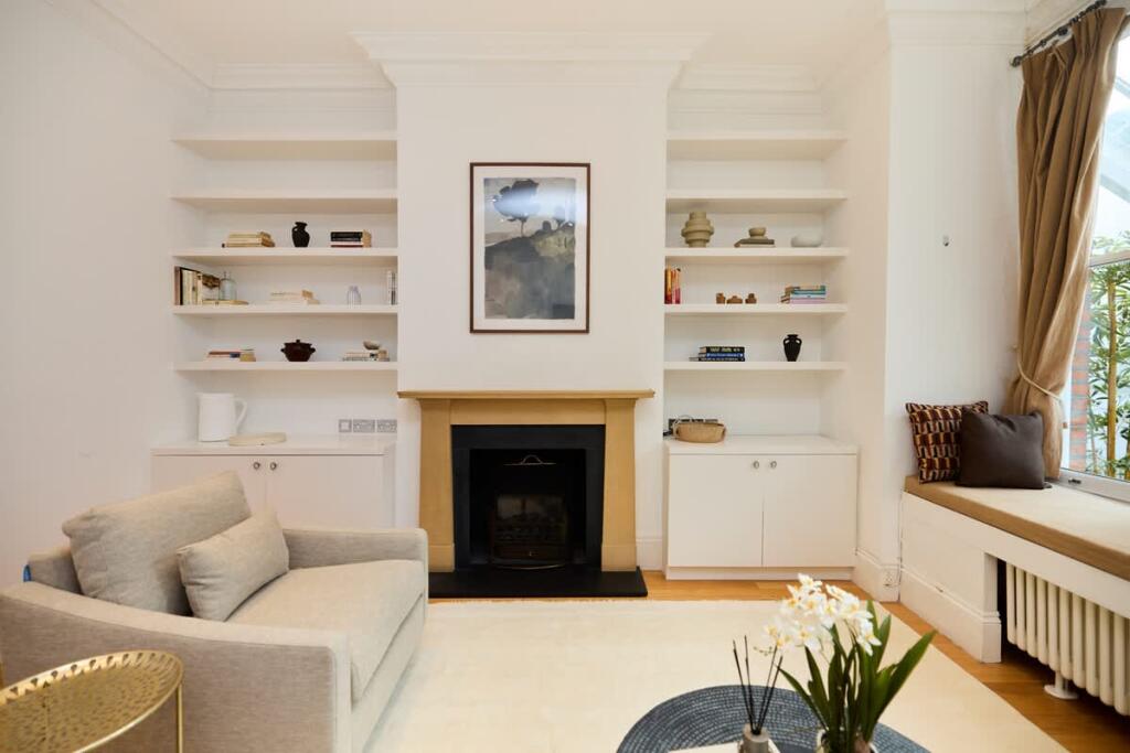 House in London - View 3