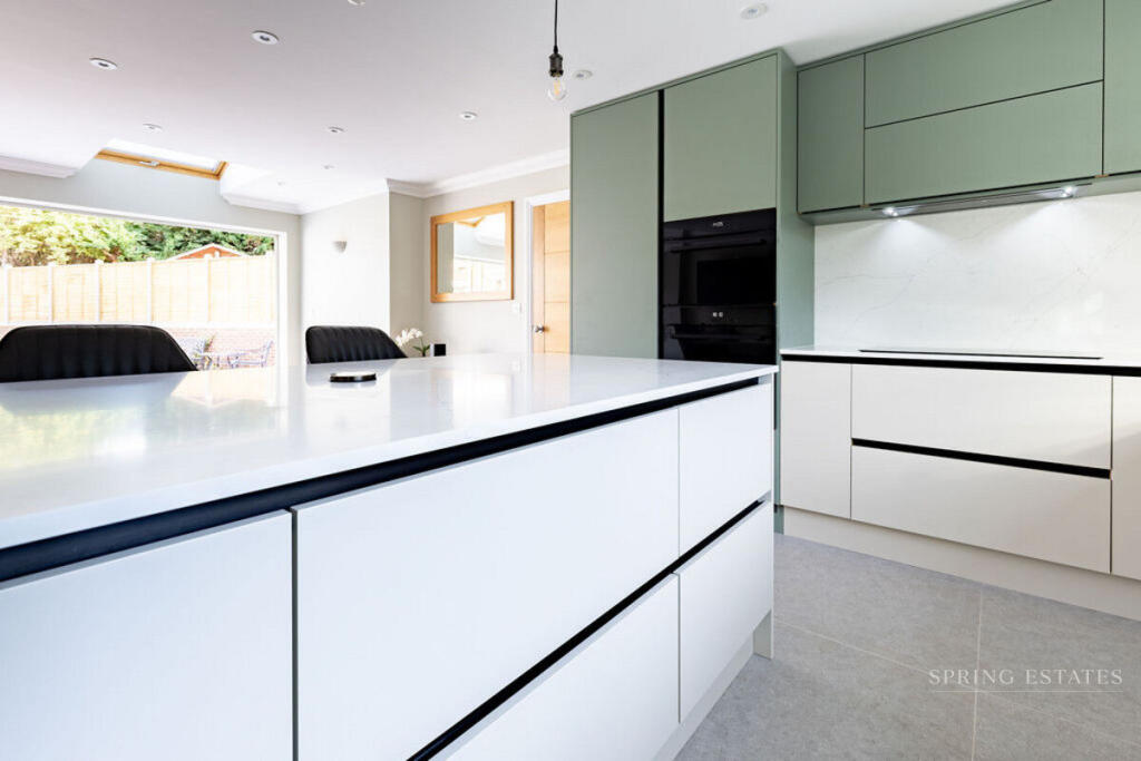House in Exeter - View 4
