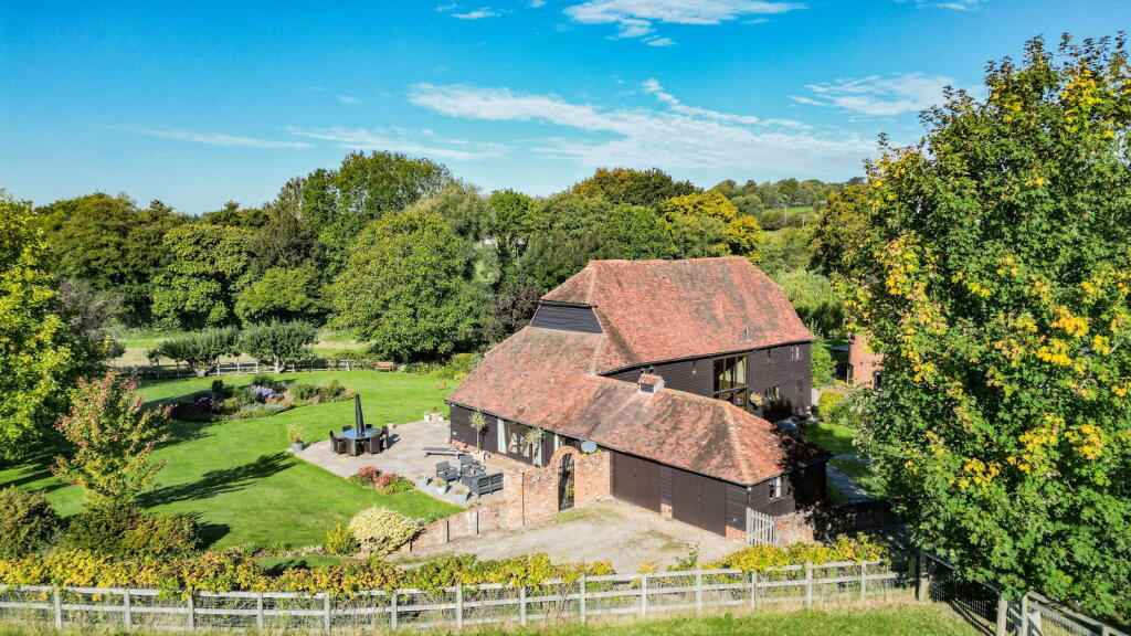 4-bed house on A 17th Century Barn Conversion In Sissinghurst, £1,600,000