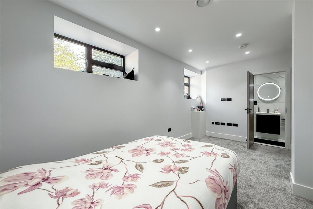 Additional image 7 of Wells Close, Harpenden, Hertfordshire, AL5