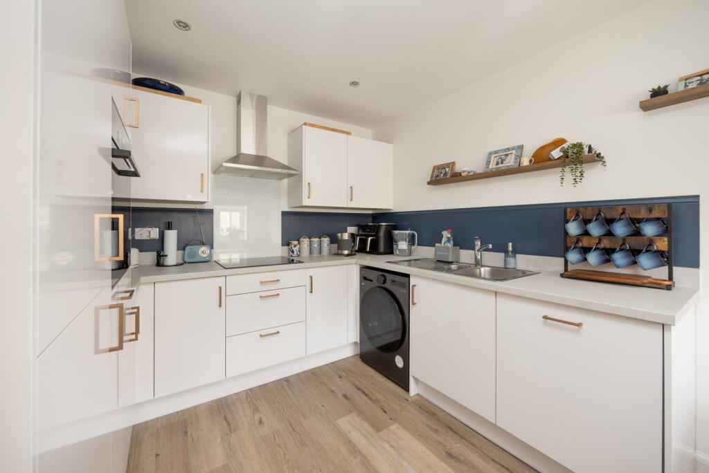 House in Chippenham, Wiltshire - View 3