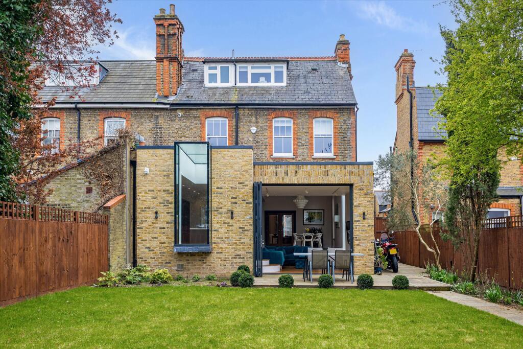 House in London - View 3