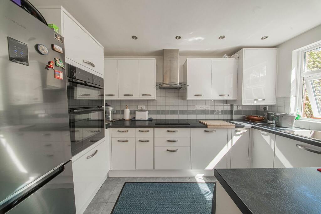 Nursery Close, Haywards Heath, RH16 photo 4