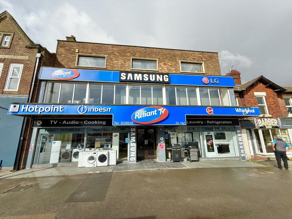 Main image of property: 2 Rossall Road, Thornton-Cleveleys, Lancashire FY5 1AP