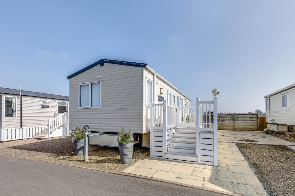 Main image of property: Avon Park, Warwick Road, CV37