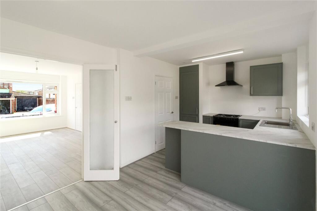 House in Southend-on-Sea - View 3