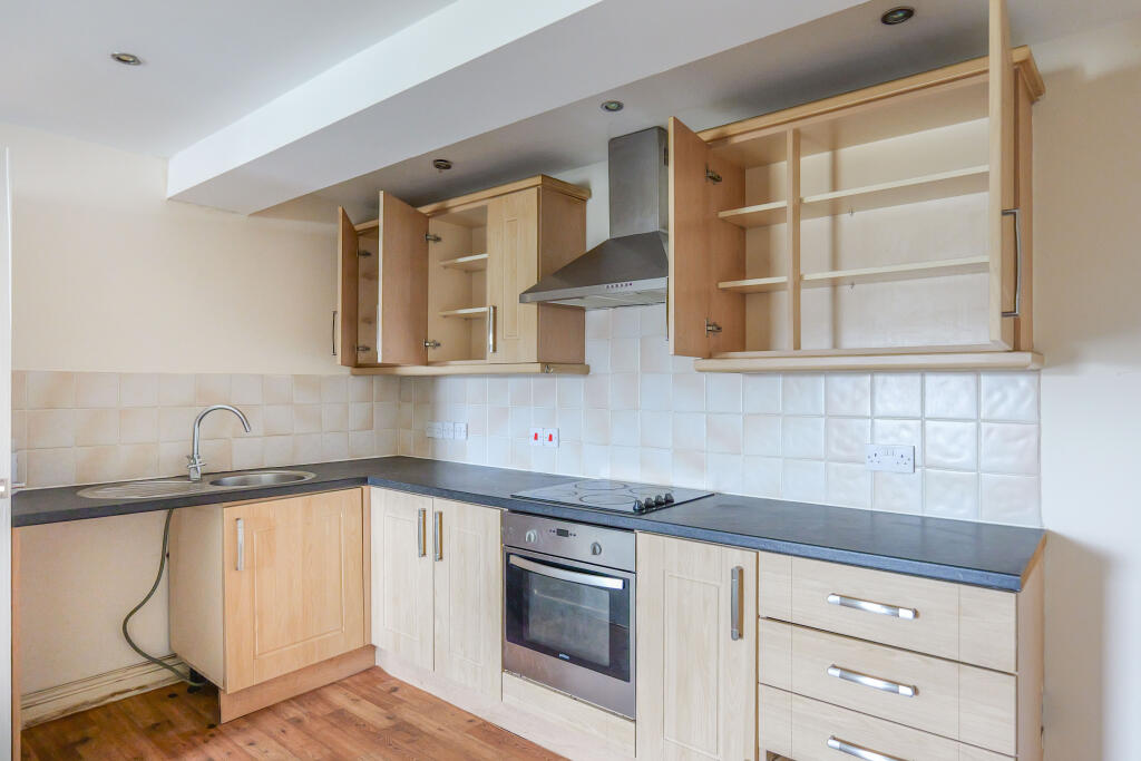 Apartment in Burnley, Lancashire - View 5
