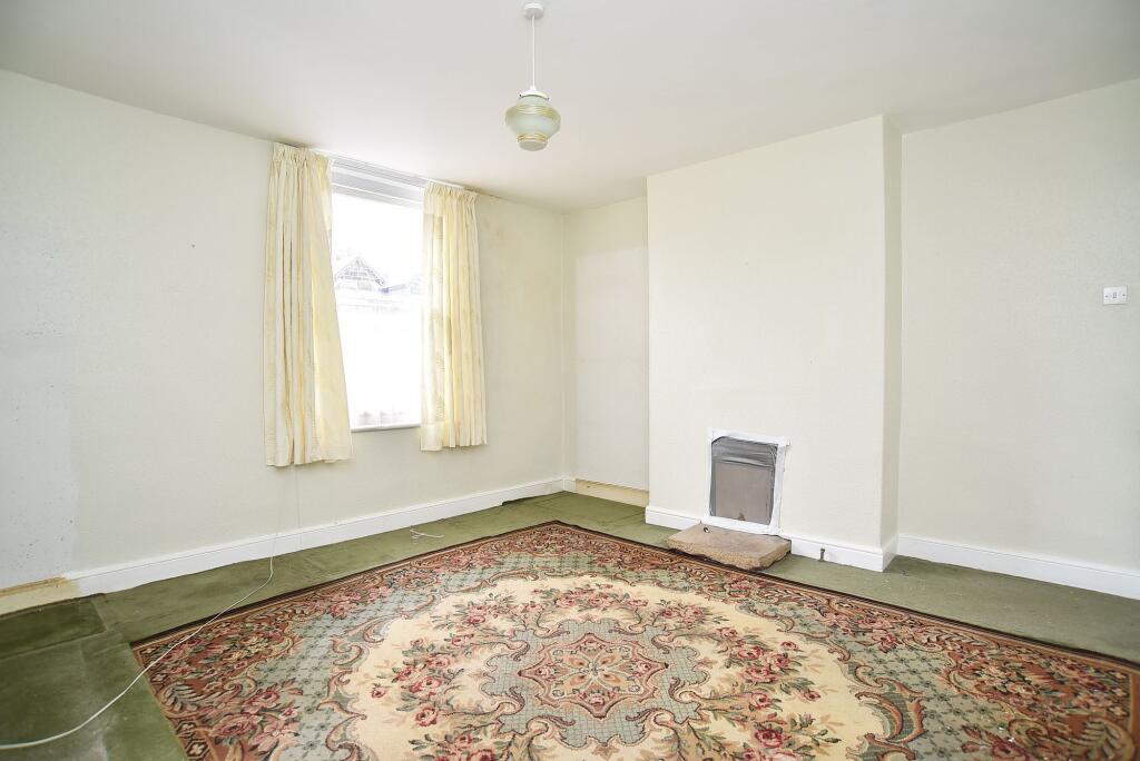House in Harrogate, Harlow Hill - View 5