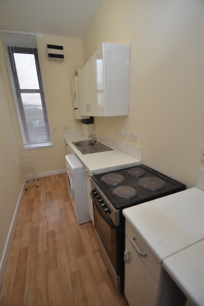Apartment in Glasgow - View 3
