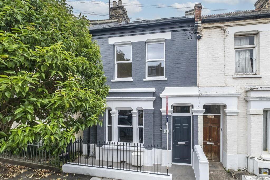 Main image of property: Thorparch Road, London