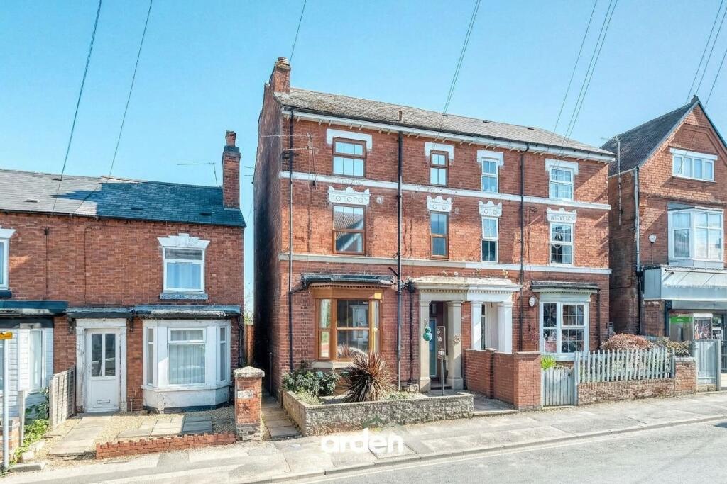 Main image of property: Mount Pleasant, Redditch, B97