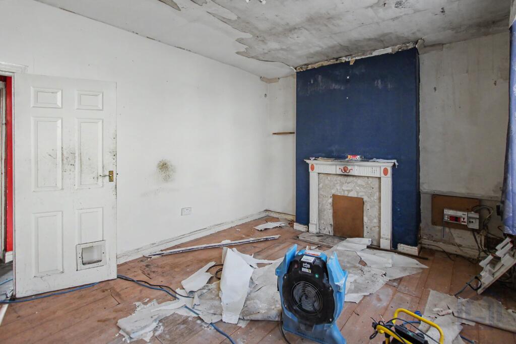House in Sheffield - View 4