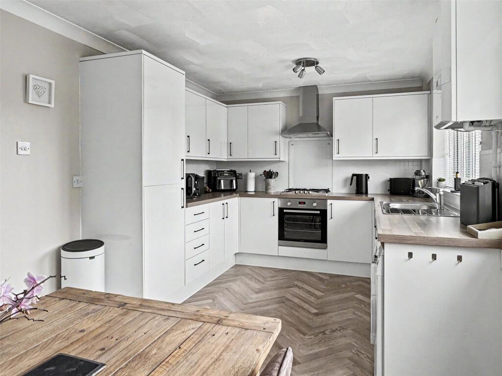 Mayfield Close, Bodmin, Cornwall, PL31 photo 4